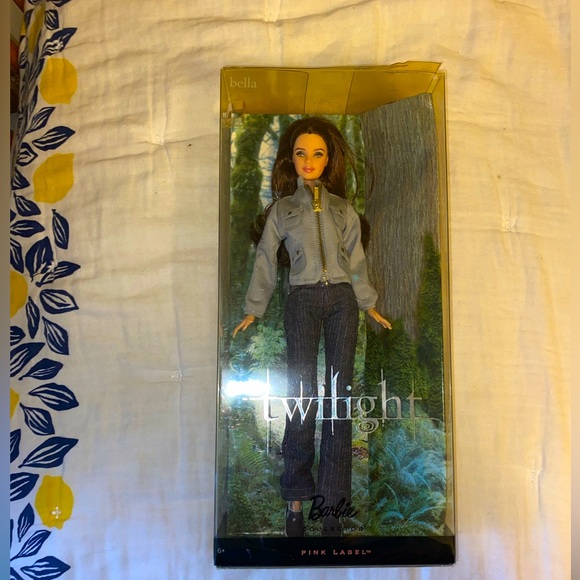 Barbie Other - Twilight Bella Swan collectible Barbie doll